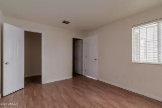 Photo #6: 6216283 Listing