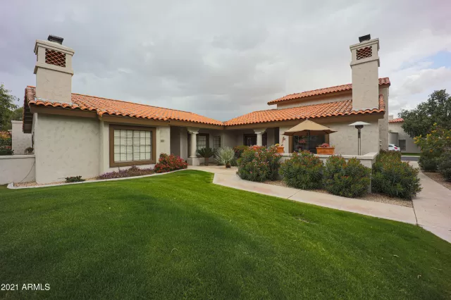 MLS: 6216360 Condo For Sale