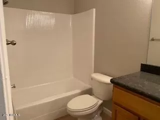 Photo #5: 6216584 Listing