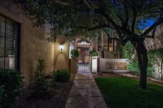 Photo #6: 6216733 Listing