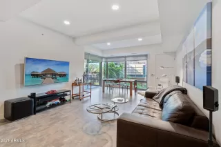 Photo #3: 6216734 Listing 