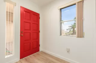 Photo #2: 6216738 Listing 