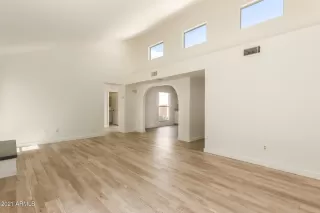 Photo #6: 6216738 Listing 