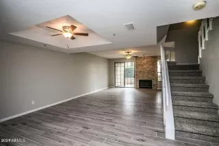 Photo #2: 6216962 Listing