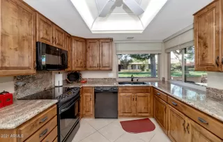 Photo #6: 6217113 Listing