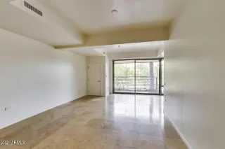 Photo #4: 6217144 Listing