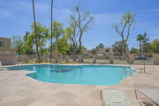 Photo #3: 6217189 Listing 