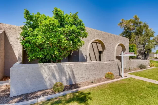 MLS: 6217584 Condo For Sale