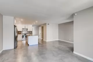 Photo #5: 6217584 Listing 