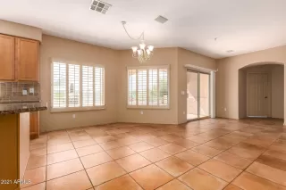 Photo #4: 6218003 Listing