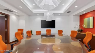 Photo #5: 6218011 Listing