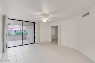 Photo #5: 6218013 Listing 