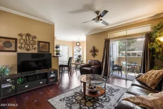 Photo #3: 6218203 Listing
