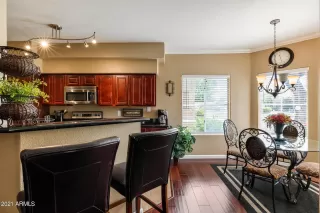 Photo #6: 6218203 Listing
