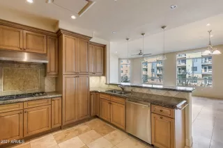 Photo #5: 6218242 Listing