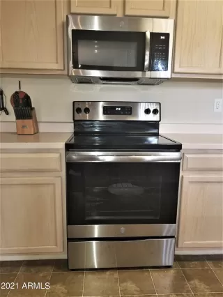 Photo #2: 6218318 Listing 