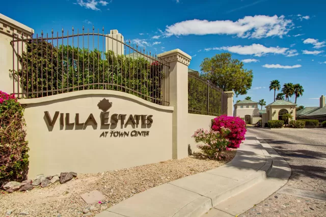 MLS: 6218412 Condo For Sale