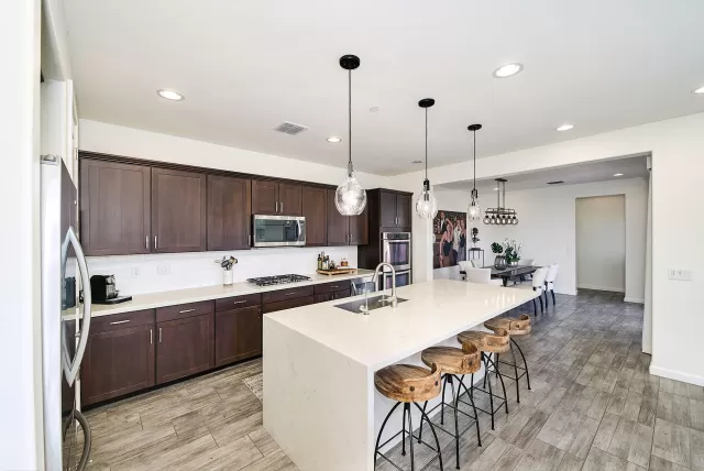 MLS: 6218614 Condo For Sale