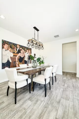 Photo #2: 6218614 Listing