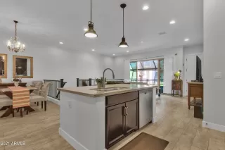 Photo #6: 6218656 Listing