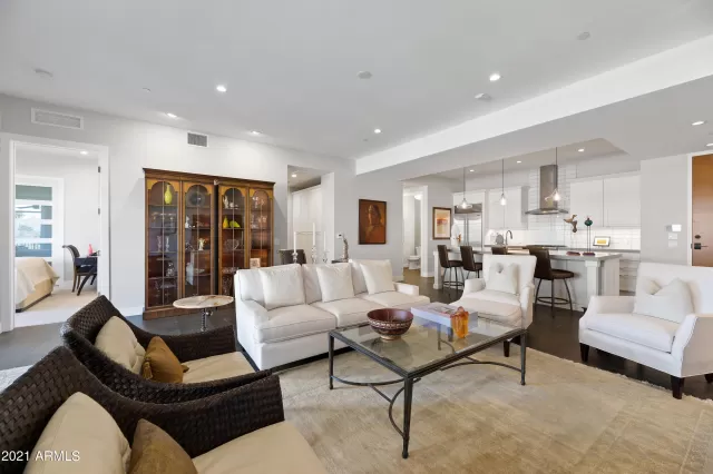 MLS: 6218747 Condo For Sale