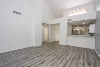 Photo #6: 6219093 Listing 