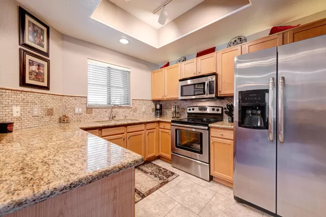MLS: 6219106 Condo For Sale