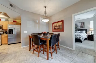 Photo #5: 6219106 Listing