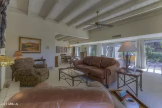 Photo #6: 6219151 Listing