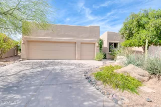 Photo #1: 6219196 Listing 