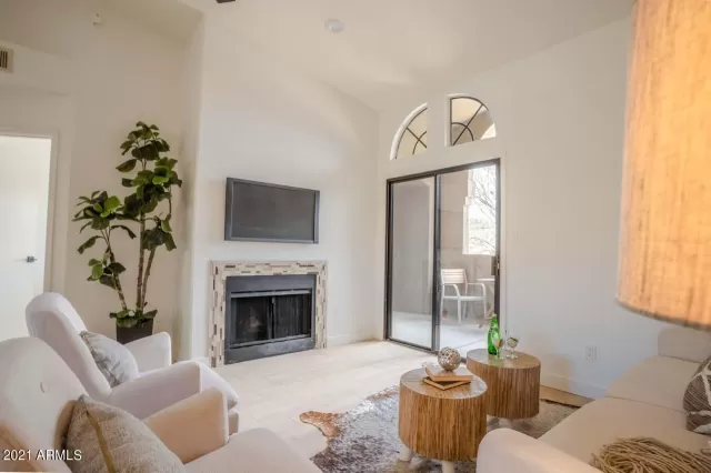 MLS: 6219277 Condo For Sale