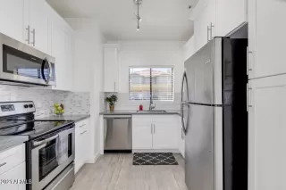 Photo #3: 6219347 Listing