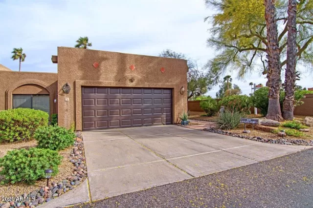 MLS: 6219419 Condo For Sale
