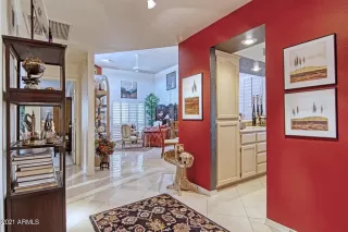Photo #6: 6219419 Listing
