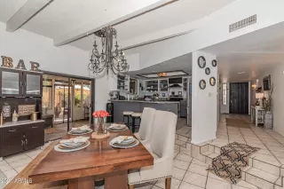 Photo #2: 6219422 Listing 