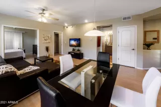 Photo #2: 6219447 Listing