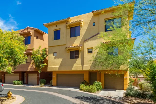 MLS: 6219536 Condo For Sale