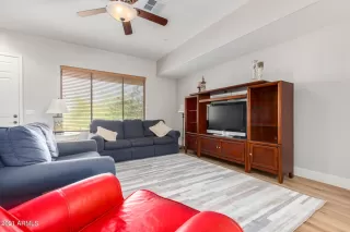 Photo #6: 6219536 Listing