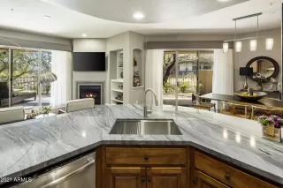 Photo #2: 6219717 Listing 