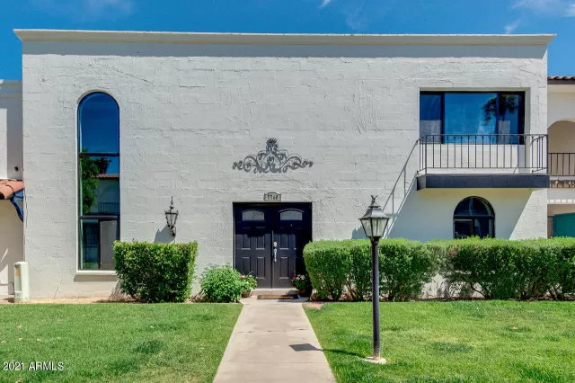 MLS: 6219834 Condo For Sale