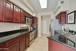 Photo #5: 6219916 Listing