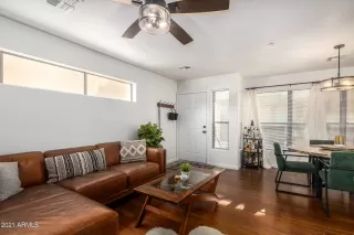 Photo #2: 6219967 Listing 