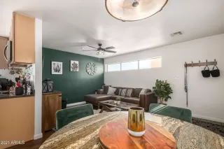 Photo #6: 6219967 Listing 