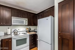 Photo #2: 6220135 Listing 