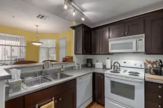 Photo #3: 6220135 Listing 