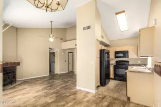 Photo #1: 6220207 Listing 