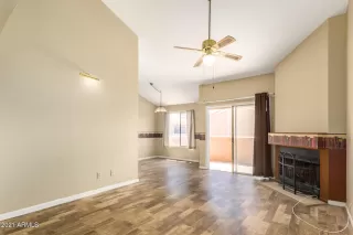 Photo #2: 6220207 Listing 