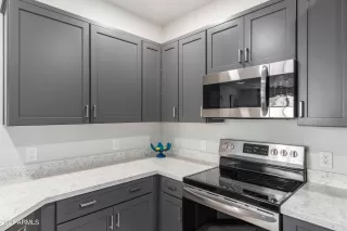 Photo #2: 6220348 Listing