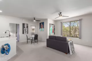 Photo #5: 6220348 Listing