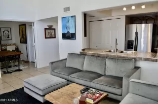 Photo #3: 6220464 Listing